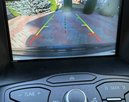 Черный Форд Эскейп, объемом двигателя 2 л и пробегом 95 тыс. км за 12500 $, фото 13 на Automoto.ua