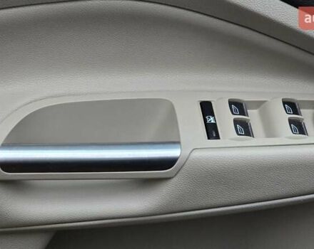 Черный Форд Эскейп, объемом двигателя 2 л и пробегом 122 тыс. км за 12000 $, фото 26 на Automoto.ua