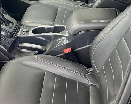 Черный Форд Эскейп, объемом двигателя 1.6 л и пробегом 190 тыс. км за 9500 $, фото 5 на Automoto.ua