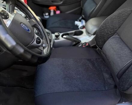 Черный Форд Эскейп, объемом двигателя 2 л и пробегом 197 тыс. км за 11500 $, фото 2 на Automoto.ua