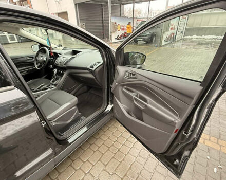 Черный Форд Эскейп, объемом двигателя 2.49 л и пробегом 165 тыс. км за 10200 $, фото 11 на Automoto.ua