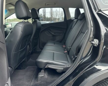 Черный Форд Эскейп, объемом двигателя 2.5 л и пробегом 126 тыс. км за 11800 $, фото 19 на Automoto.ua