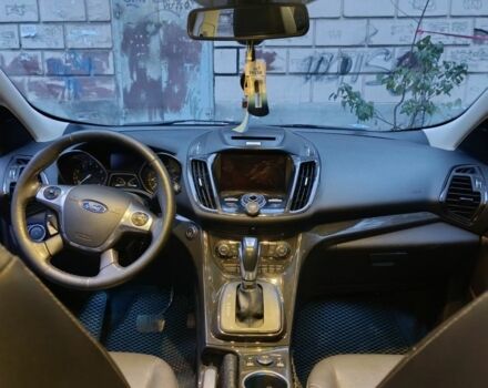 Черный Форд Эскейп, объемом двигателя 1.6 л и пробегом 130 тыс. км за 14000 $, фото 11 на Automoto.ua