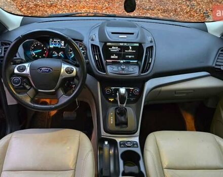 Черный Форд Эскейп, объемом двигателя 2 л и пробегом 122 тыс. км за 12000 $, фото 22 на Automoto.ua