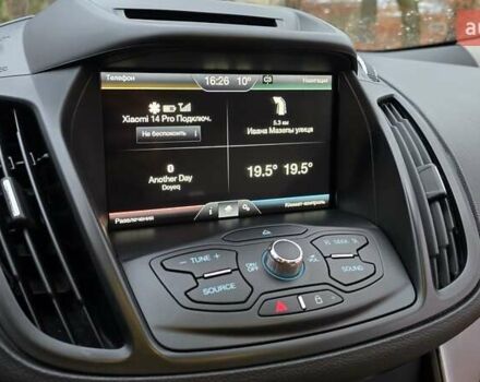 Черный Форд Эскейп, объемом двигателя 2 л и пробегом 122 тыс. км за 12000 $, фото 43 на Automoto.ua