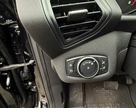 Черный Форд Эскейп, объемом двигателя 1.6 л и пробегом 148 тыс. км за 14250 $, фото 25 на Automoto.ua