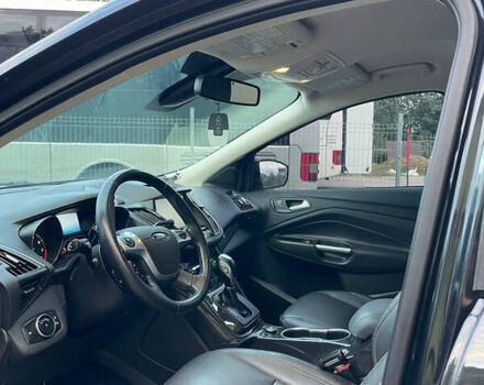 Чорний Форд Ескейп, об'ємом двигуна 1.6 л та пробігом 300 тис. км за 10000 $, фото 7 на Automoto.ua