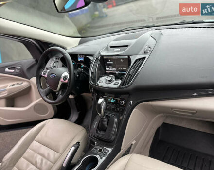 Чорний Форд Ескейп, об'ємом двигуна 2 л та пробігом 235 тис. км за 12800 $, фото 8 на Automoto.ua