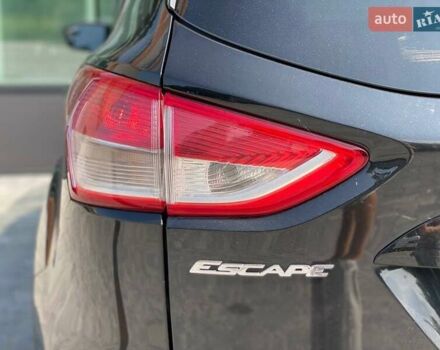Черный Форд Эскейп, объемом двигателя 1.6 л и пробегом 132 тыс. км за 10490 $, фото 11 на Automoto.ua