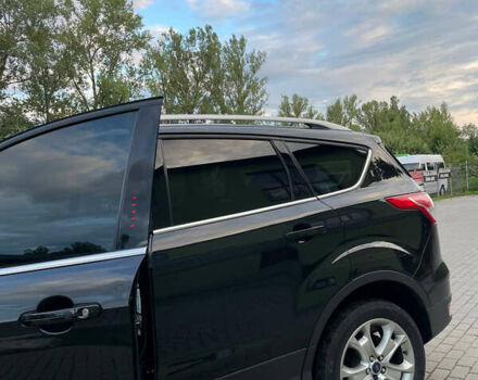 Черный Форд Эскейп, объемом двигателя 1.6 л и пробегом 300 тыс. км за 13500 $, фото 6 на Automoto.ua