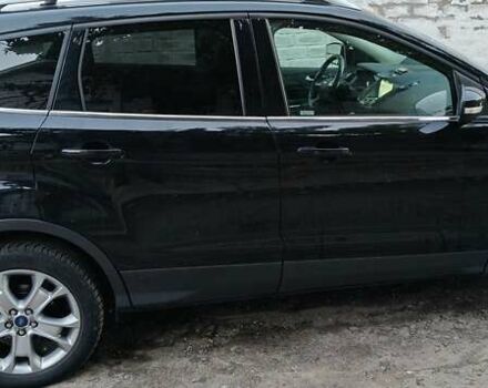 Черный Форд Эскейп, объемом двигателя 2 л и пробегом 140 тыс. км за 14000 $, фото 8 на Automoto.ua