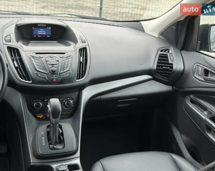 Черный Форд Эскейп, объемом двигателя 2.26 л и пробегом 126 тыс. км за 11800 $, фото 20 на Automoto.ua