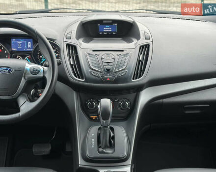 Черный Форд Эскейп, объемом двигателя 2.26 л и пробегом 126 тыс. км за 11800 $, фото 19 на Automoto.ua