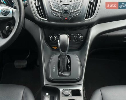 Черный Форд Эскейп, объемом двигателя 2.26 л и пробегом 126 тыс. км за 11800 $, фото 23 на Automoto.ua