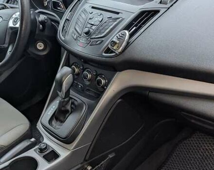 Черный Форд Эскейп, объемом двигателя 2 л и пробегом 87 тыс. км за 12700 $, фото 13 на Automoto.ua