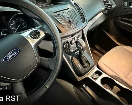 Черный Форд Эскейп, объемом двигателя 1.6 л и пробегом 109 тыс. км за 13200 $, фото 7 на Automoto.ua