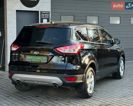 Черный Форд Эскейп, объемом двигателя 2.49 л и пробегом 133 тыс. км за 9900 $, фото 5 на Automoto.ua