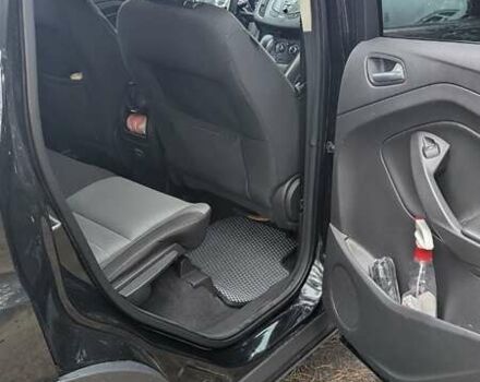 Черный Форд Эскейп, объемом двигателя 2 л и пробегом 87 тыс. км за 12700 $, фото 14 на Automoto.ua