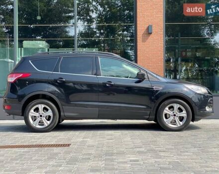 Черный Форд Эскейп, объемом двигателя 1.6 л и пробегом 132 тыс. км за 10490 $, фото 6 на Automoto.ua