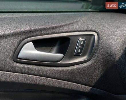 Черный Форд Эскейп, объемом двигателя 1.6 л и пробегом 132 тыс. км за 10490 $, фото 19 на Automoto.ua