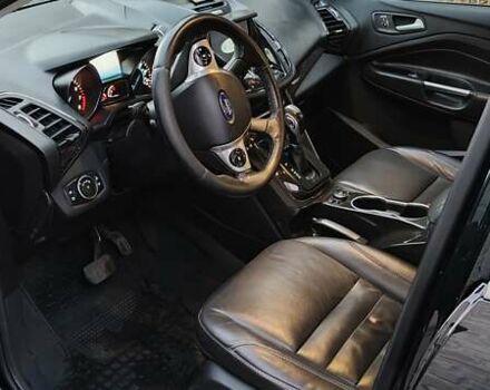 Черный Форд Эскейп, объемом двигателя 2 л и пробегом 140 тыс. км за 14000 $, фото 4 на Automoto.ua