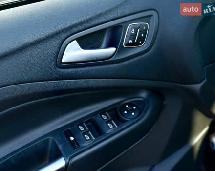 Чорний Форд Ескейп, об'ємом двигуна 1.5 л та пробігом 172 тис. км за 14350 $, фото 51 на Automoto.ua