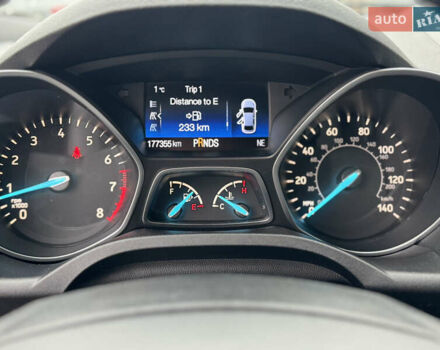 Черный Форд Эскейп, объемом двигателя 2.49 л и пробегом 177 тыс. км за 10500 $, фото 16 на Automoto.ua