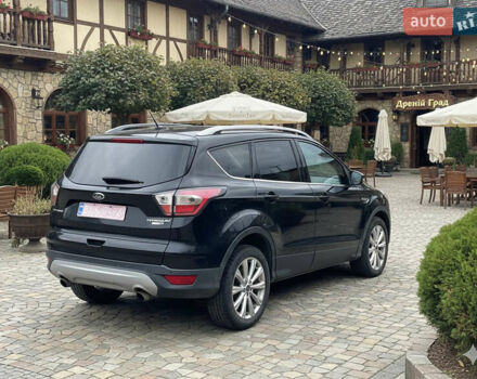 Черный Форд Эскейп, объемом двигателя 2 л и пробегом 276 тыс. км за 8450 $, фото 7 на Automoto.ua