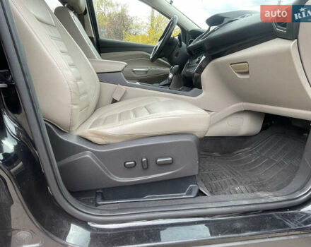 Черный Форд Эскейп, объемом двигателя 2 л и пробегом 276 тыс. км за 8450 $, фото 10 на Automoto.ua