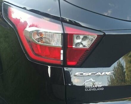 Черный Форд Эскейп, объемом двигателя 2.49 л и пробегом 196 тыс. км за 10999 $, фото 9 на Automoto.ua