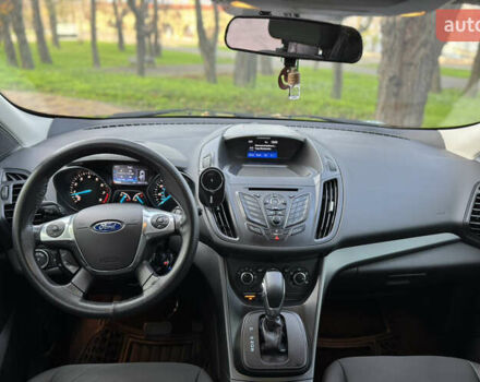 Черный Форд Эскейп, объемом двигателя 2.52 л и пробегом 98 тыс. км за 12900 $, фото 17 на Automoto.ua