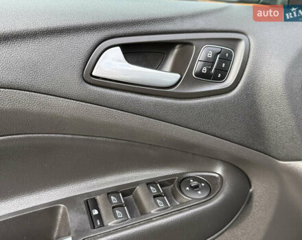 Черный Форд Эскейп, объемом двигателя 1.5 л и пробегом 146 тыс. км за 12700 $, фото 47 на Automoto.ua