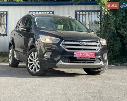 Чорний Форд Ескейп, об'ємом двигуна 2 л та пробігом 276 тис. км за 9950 $, фото 1 на Automoto.ua