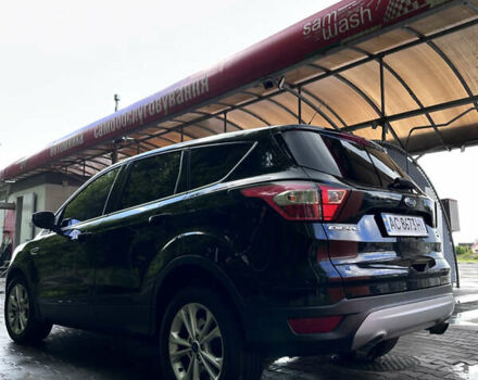 Чорний Форд Ескейп, об'ємом двигуна 2 л та пробігом 150 тис. км за 11500 $, фото 4 на Automoto.ua