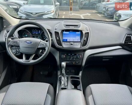 Черный Форд Эскейп, объемом двигателя 1.5 л и пробегом 187 тыс. км за 11700 $, фото 20 на Automoto.ua