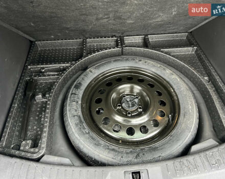 Черный Форд Эскейп, объемом двигателя 2.5 л и пробегом 200 тыс. км за 11700 $, фото 7 на Automoto.ua