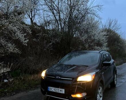 Чорний Форд Ескейп, об'ємом двигуна 2 л та пробігом 177 тис. км за 14002 $, фото 2 на Automoto.ua