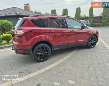 Черный Форд Эскейп, объемом двигателя 2 л и пробегом 175 тыс. км за 13300 $, фото 8 на Automoto.ua