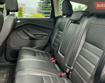 Черный Форд Эскейп, объемом двигателя 2 л и пробегом 151 тыс. км за 16600 $, фото 25 на Automoto.ua