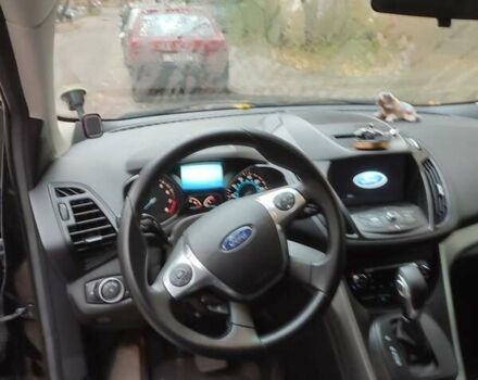 Черный Форд Эскейп, объемом двигателя 1.6 л и пробегом 97 тыс. км за 14400 $, фото 7 на Automoto.ua