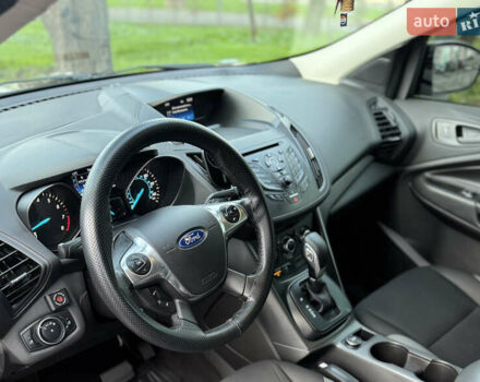 Черный Форд Эскейп, объемом двигателя 2.52 л и пробегом 98 тыс. км за 12900 $, фото 10 на Automoto.ua