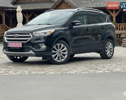 Черный Форд Эскейп, объемом двигателя 2 л и пробегом 276 тыс. км за 8450 $, фото 3 на Automoto.ua