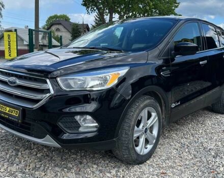 Черный Форд Эскейп, объемом двигателя 1.5 л и пробегом 128 тыс. км за 11999 $, фото 2 на Automoto.ua