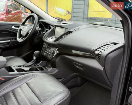 Черный Форд Эскейп, объемом двигателя 1.5 л и пробегом 146 тыс. км за 12700 $, фото 31 на Automoto.ua