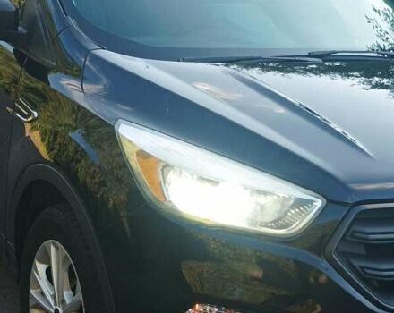 Черный Форд Эскейп, объемом двигателя 2.49 л и пробегом 196 тыс. км за 10999 $, фото 3 на Automoto.ua