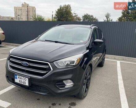 Форд Эскейп 2016 в Киеве на Automoto.ua Черный Форд Эскейп, объемом двигателя 1.5 л и пробегом 115 тыс. км за 12700 $, фото 2 на Automoto.ua