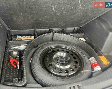 Черный Форд Эскейп, объемом двигателя 2 л и пробегом 111 тыс. км за 15400 $, фото 13 на Automoto.ua