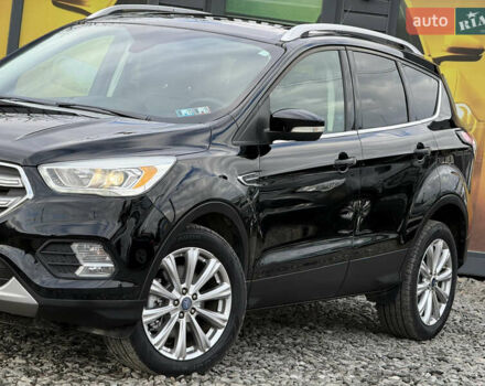 Черный Форд Эскейп, объемом двигателя 1.5 л и пробегом 146 тыс. км за 12700 $, фото 11 на Automoto.ua