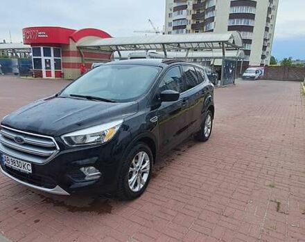 Чорний Форд Ескейп, об'ємом двигуна 1.5 л та пробігом 147 тис. км за 11500 $, фото 1 на Automoto.ua