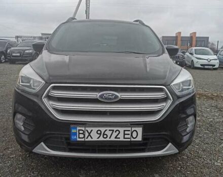 Черный Форд Эскейп, объемом двигателя 2 л и пробегом 147 тыс. км за 12500 $, фото 3 на Automoto.ua